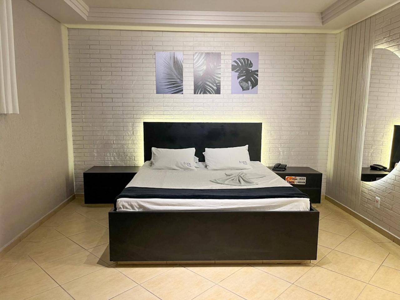 Top'S Motel (Adults Only) Жакареи Экстерьер фото