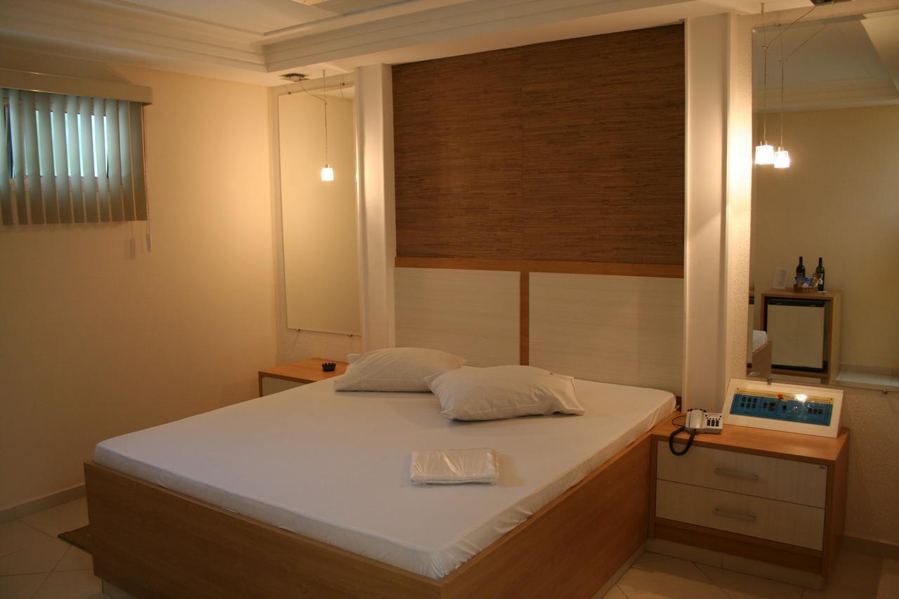 Top'S Motel (Adults Only) Жакареи Экстерьер фото